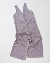 画像をギャラリービューアに読み込む, 抽象扇地紋に華模様