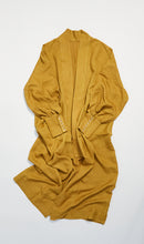 画像をギャラリービューアに読み込む, 華尽くし地紋模様【六つ釦】