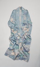 画像をギャラリービューアに読み込む, 斜め地紋に蝶模様【六つ釦】