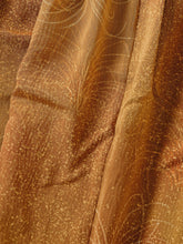 画像をギャラリービューアに読み込む, 吹き付け抽象草模様【絹】