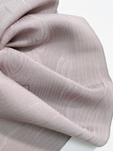 画像をギャラリービューアに読み込む, 木目模様地紋【六つ釦】