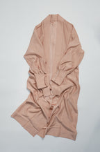 画像をギャラリービューアに読み込む, 桜花びら地紋【六つ釦】