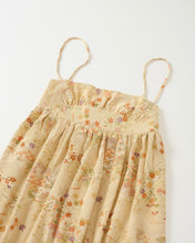 画像をギャラリービューアに読み込む, 亀甲菱の古典柄に四季草花【絹】