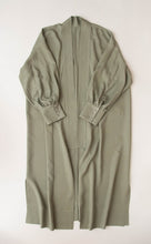 画像をギャラリービューアに読み込む, 薄抹茶の色無地【四つ釦】