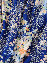 画像をギャラリービューアに読み込む, 花車模様【絹】