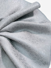 画像をギャラリービューアに読み込む, 単色車青海波地紋模様【六つ釦】