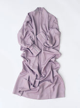 画像をギャラリービューアに読み込む, 紗綾型地紋模様【六つ釦】