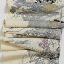 画像をギャラリービューアに読み込む, 本棚に鼓巻き絵古典模様【四つ釦】