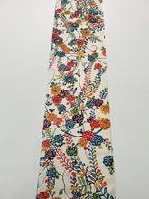 画像をギャラリービューアに読み込む, 菊地紋に型染草花模様【六つ釦】