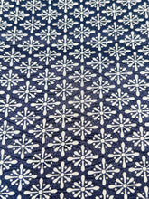 画像をギャラリービューアに読み込む, 流水地紋に幾何華菱模様【L】