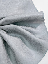 画像をギャラリービューアに読み込む, 単色車青海波地紋模様【六つ釦】