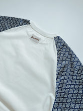 画像をギャラリービューアに読み込む, 流水地紋に幾何華菱模様【L】