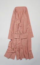 画像をギャラリービューアに読み込む, 雲がけに流水・四季草花模様【四つ釦】