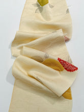 画像をギャラリービューアに読み込む, 波地紋に絞り花・椿模様【六つ釦】