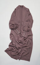 画像をギャラリービューアに読み込む, 濃色雲がけ古典柄地紋の無地【六つ釦】