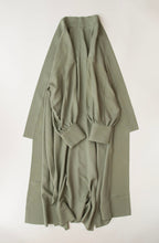 画像をギャラリービューアに読み込む, 薄抹茶の色無地【四つ釦】