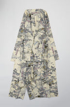 画像をギャラリービューアに読み込む, 本棚に鼓巻き絵古典模様【四つ釦】