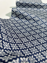 画像をギャラリービューアに読み込む, 流水地紋に幾何華菱模様【L】