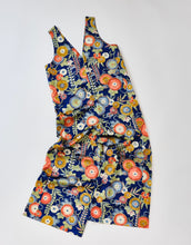 画像をギャラリービューアに読み込む, 四季花地紋に菊模様