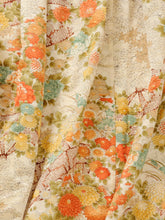 画像をギャラリービューアに読み込む, 車花模様・牡丹菊【絹】