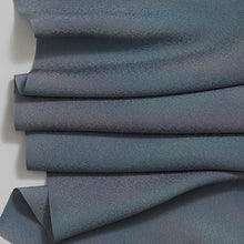 画像をギャラリービューアに読み込む, 藍鼠に升花色の暈し模様(作家着物)【六つ釦】