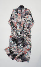 画像をギャラリービューアに読み込む, 小波地紋に鼓・草花模様【六つ釦】