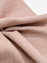 画像をギャラリービューアに読み込む, 赤白橡の織り出し色無地【六つ釦】