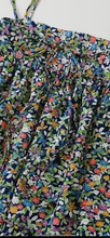 画像をギャラリービューアに読み込む, 水彩風草花尽くし模様【化繊】