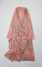 画像をギャラリービューアに読み込む, のり散らし地紋に抽象葉模様【四つ釦】