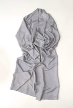 画像をギャラリービューアに読み込む, 単色車青海波地紋模様【六つ釦】