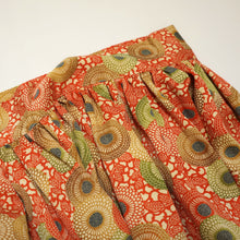 画像をギャラリービューアに読み込む, 菊の唐草模様【ギャザーラップスカート】