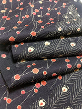 画像をギャラリービューアに読み込む, 枝梅と孔雀の羽模様【ギャザーラップスカート】