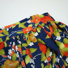 画像をギャラリービューアに読み込む, 椿に梅模様【ギャザーラップスカート】