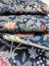 画像をギャラリービューアに読み込む, ヱ霧に椿草花模様【タックラップスカート】