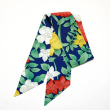 画像をギャラリービューアに読み込む, 水彩画風大花草模様【短】