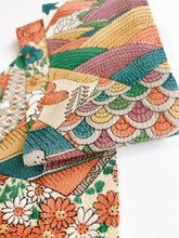 画像をギャラリービューアに読み込む, 色紙に花鳥古典模様③【短】