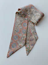 画像をギャラリービューアに読み込む, 切りばめ風更沙模様【短より短】