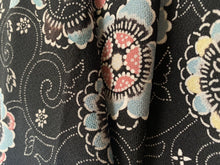 画像をギャラリービューアに読み込む, 花唐草模様【S】(地紋なし)