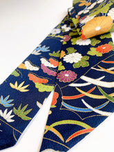 画像をギャラリービューアに読み込む, 松竹梅に草花金線模様【短】