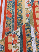 画像をギャラリービューアに読み込む, 縞に花古典柄模様【ギャザーラップスカート】