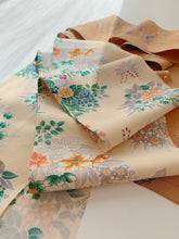 画像をギャラリービューアに読み込む, 花草模様【長】