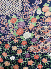 画像をギャラリービューアに読み込む, 古典模様花づくし流水地紋【ギャザーラップスカート】