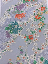 画像をギャラリービューアに読み込む, 梅に草花模様【タックラップスカート】