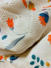 画像をギャラリービューアに読み込む, 総地紋小花模様【ギャザーラップスカート】