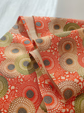 画像をギャラリービューアに読み込む, 菊の唐草模様【長】