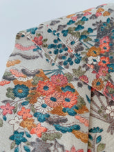 画像をギャラリービューアに読み込む, 扇に草花模様【短より短】