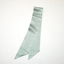 画像をギャラリービューアに読み込む, 菊に竹笹模様