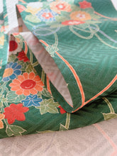 画像をギャラリービューアに読み込む, 花薬玉模様【長】