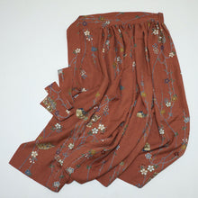 画像をギャラリービューアに読み込む, 桜に誰袖模様【ギャザーラップスカート】