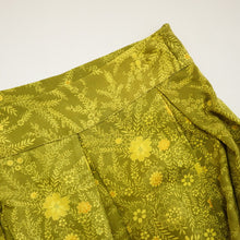 画像をギャラリービューアに読み込む, 花鳥模様【タックラップスカート】